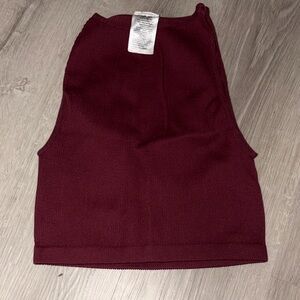 Cotton On Sleeveless Ribbed Crop Top in Burgundy
